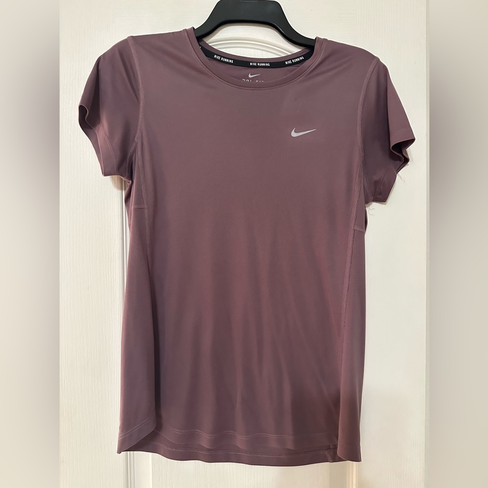 Nike dry, fit top